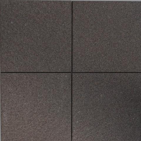 872 20x20cm koksgrå-antracit slate  med sart skridsikker overflade