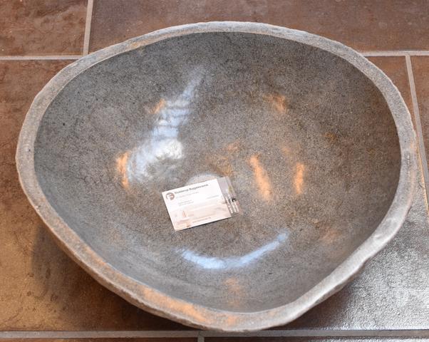 1086 Riverstone antracit, naturstensvask ca 45-60cm, højde 15cm